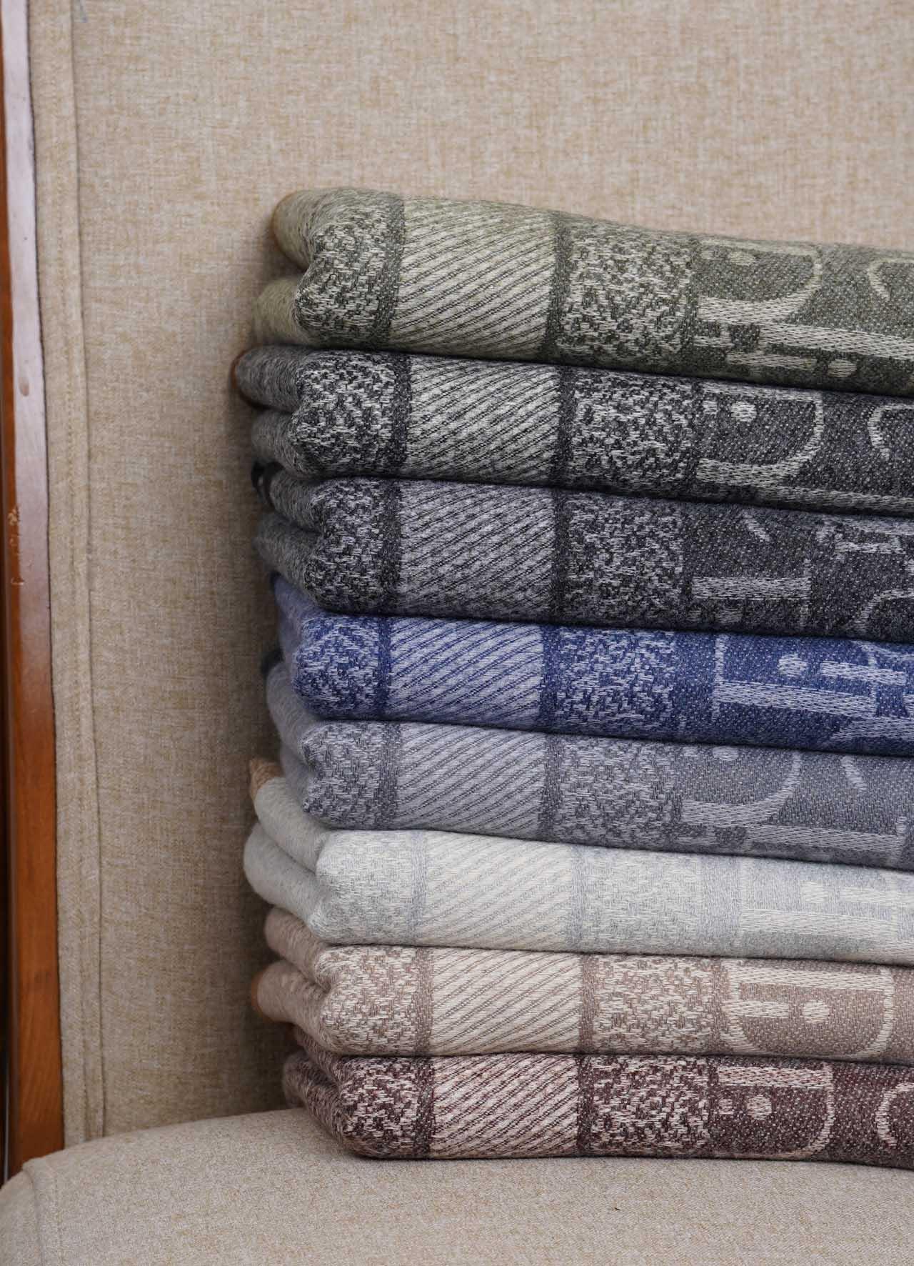 شال موهر پاییزه(طرح Dior) کد 4242