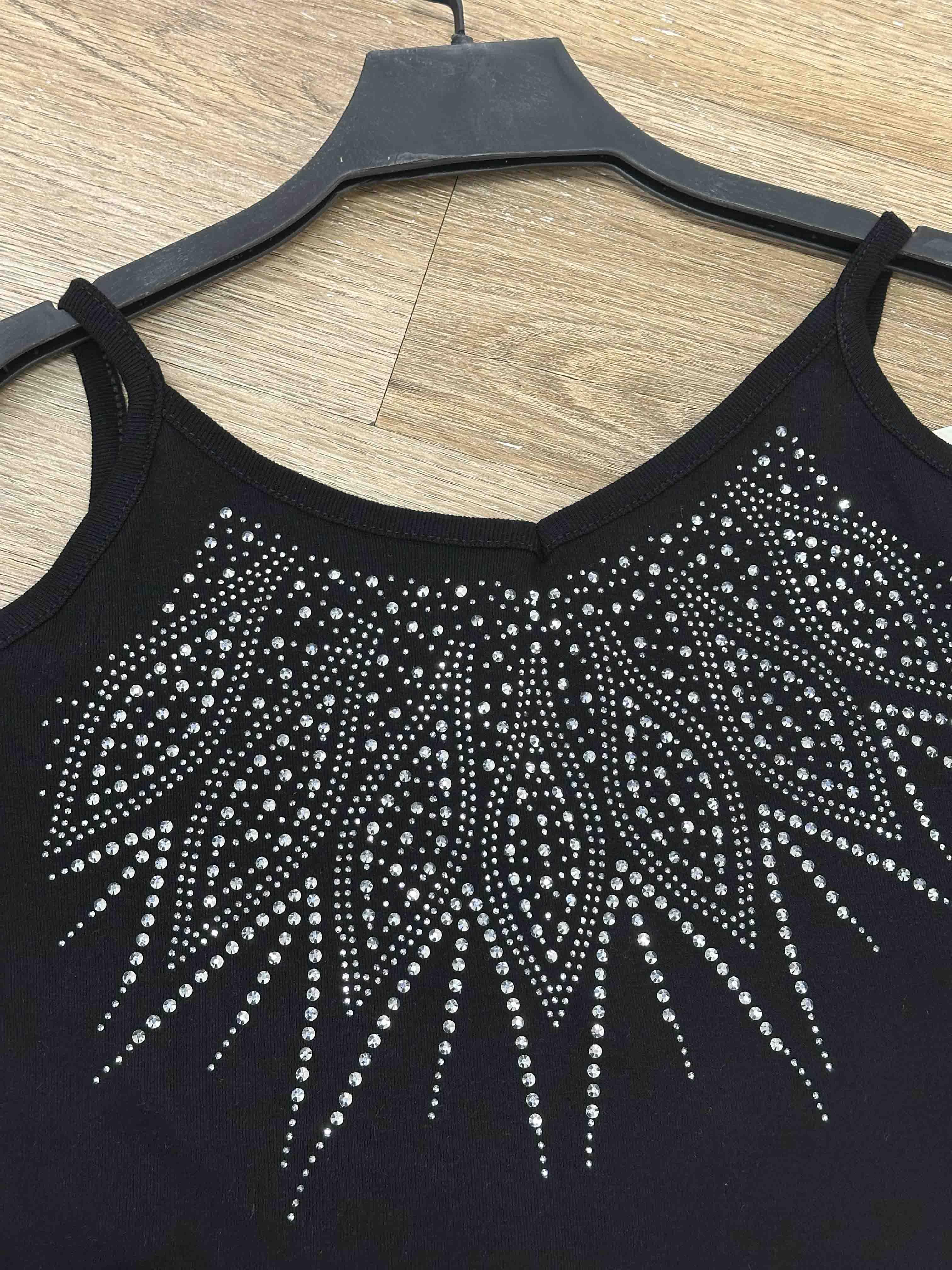 تاپ بندی نگین طاووس - 1399 - رنگ : مشکی