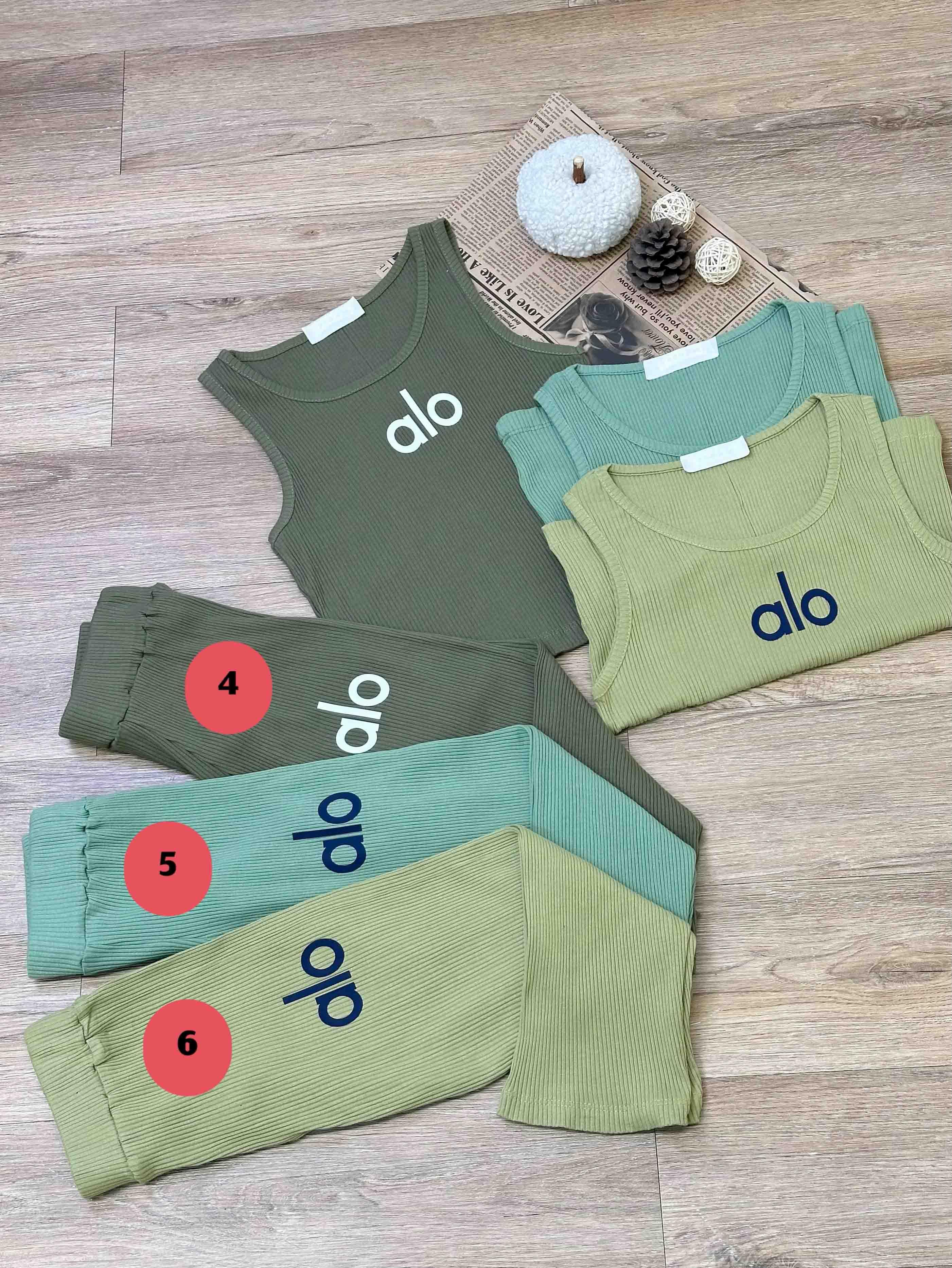 5687 alo تاپ شلوارک - طرح : 2