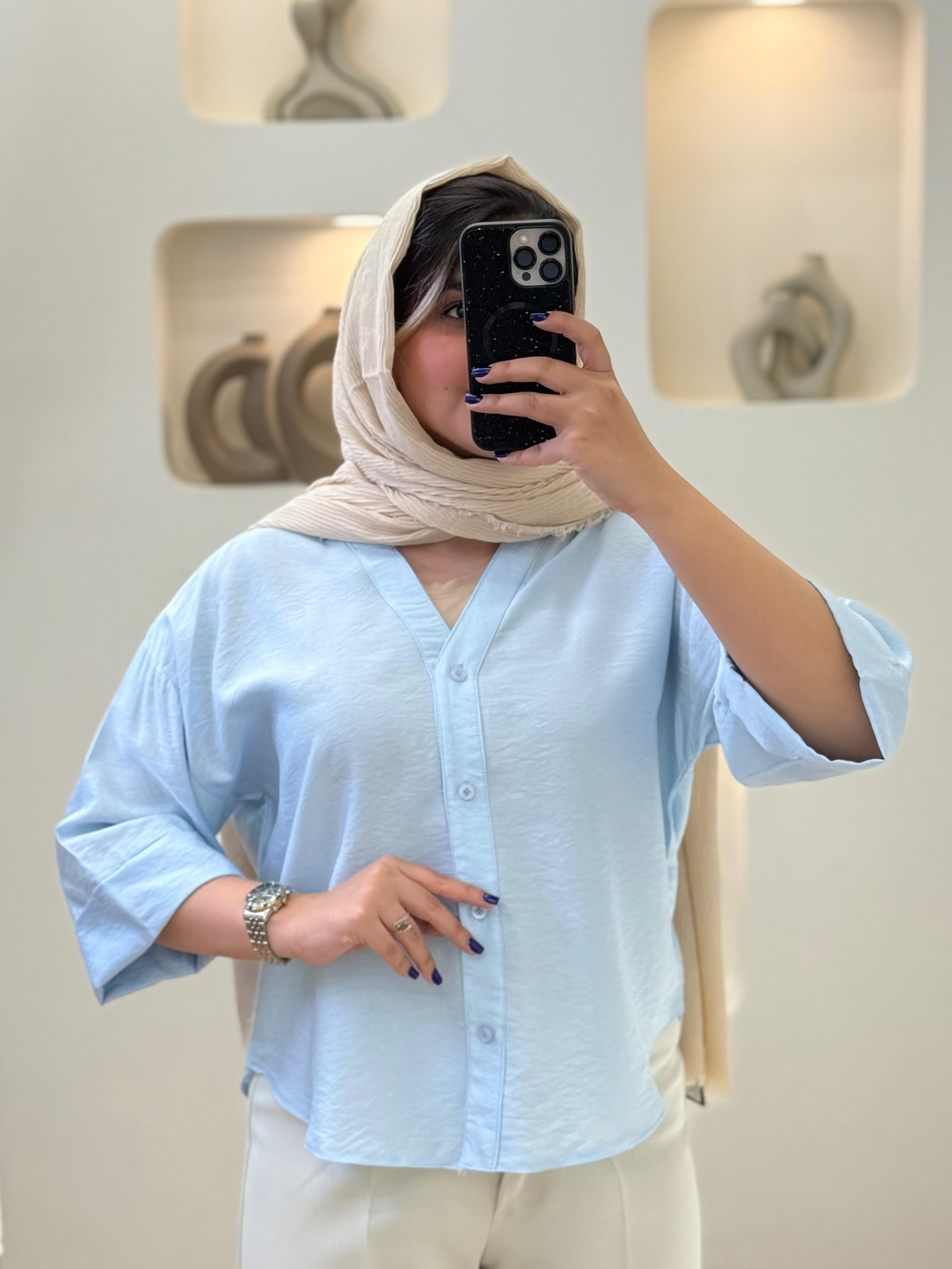 شومیز یقه مردانه پری کوتاه - 10215 - رنگ : آِّبی روشن